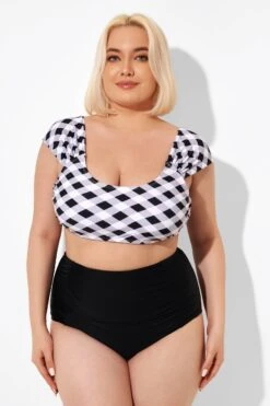 Black & White Gingham Bikini Top With Sleeves -Meetcurve Shop b debk103001 4