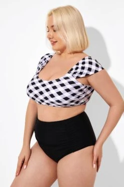 Black & White Gingham Bikini Top With Sleeves -Meetcurve Shop b debk103001 5