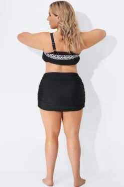 Black Beach Shirred Skirt With Built-in Brief -Meetcurve Shop b sfbt1911005 3