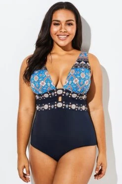 Charming Printed Cut Out One Piece Swimsuit 9 Charming Printed Cut Out One Piece Swimsuit -Meetcurve Shop b sfop1911121 3