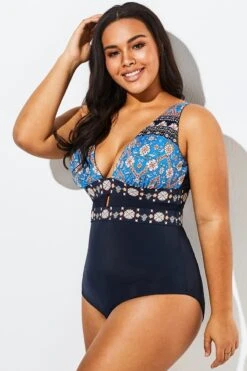 Charming Printed Cut Out One Piece Swimsuit 10 Charming Printed Cut Out One Piece Swimsuit -Meetcurve Shop b sfop1911121 4