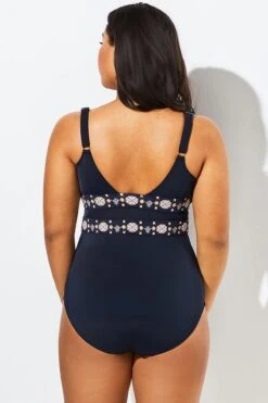Charming Printed Cut Out One Piece Swimsuit 11 Charming Printed Cut Out One Piece Swimsuit -Meetcurve Shop b sfop1911121 5