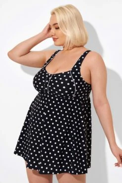 Black Dot Retro Round Neck Wide Strap Swimdress -Meetcurve Shop b sfsd2003039 4