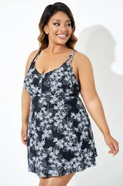 Black Floral Printed Double Strap Women Swimdress 12 Black Floral Printed Double Strap Women Swimdress -Meetcurve Shop b sfsd2003068 5