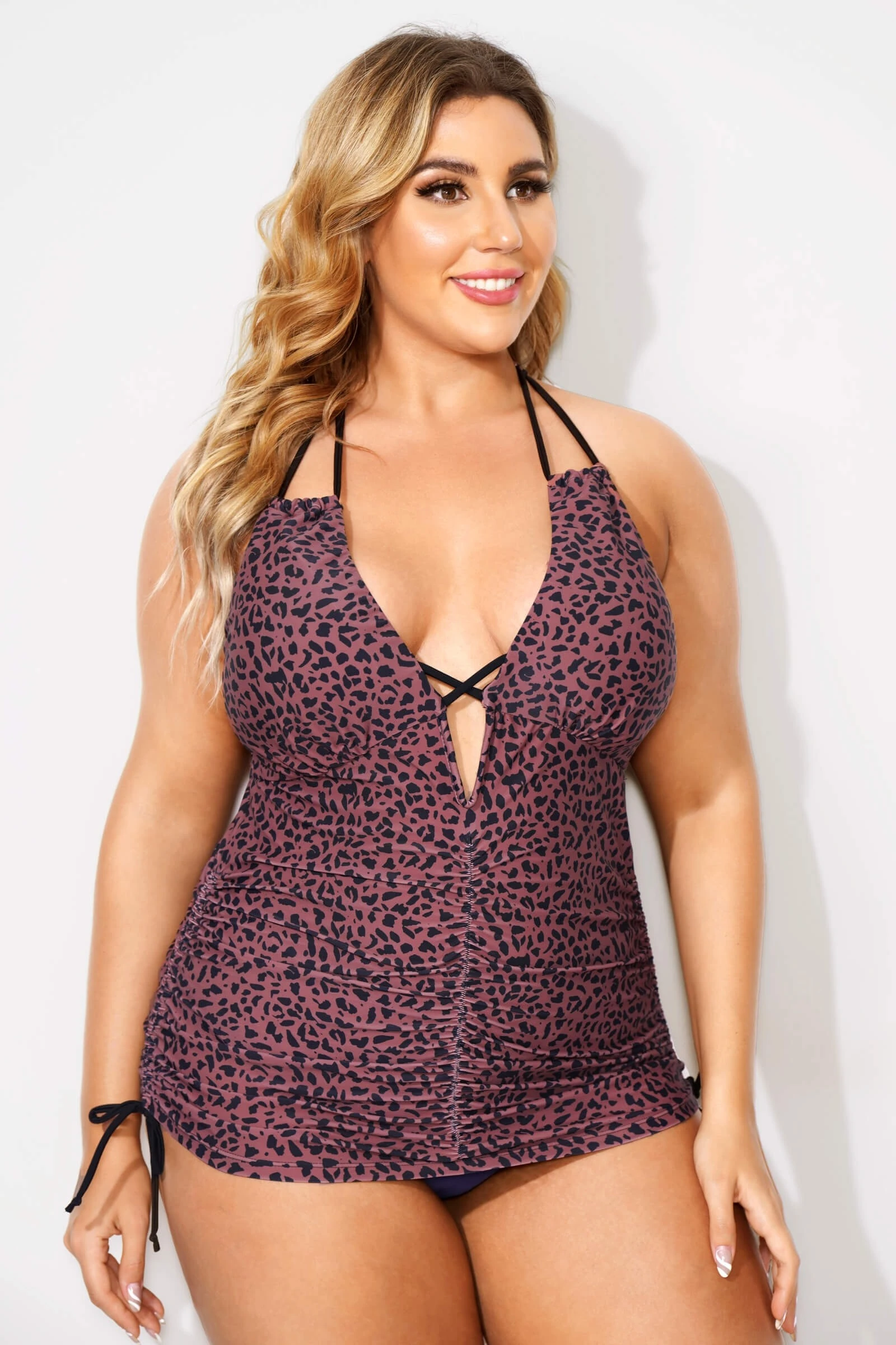 Leopard Printed Deep V-Neck Self-Tie Tankini Top 5 Leopard Printed Deep V-Neck Self-Tie Tankini Top - Image 3