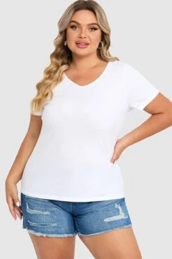 Plus Size White Short Sleeve Basic V-Neck Top 11 Plus Size White Short Sleeve Basic V-Neck Top -Meetcurve Shop c topbc025003 3