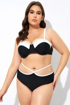 Black And White Sweetheart Neckline Underwire Bikini Top -Meetcurve Shop dsc07479